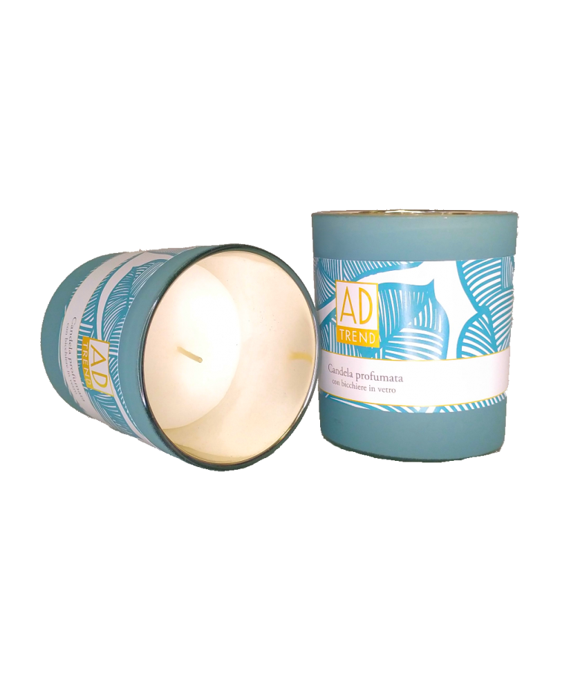 candela in bicchiere